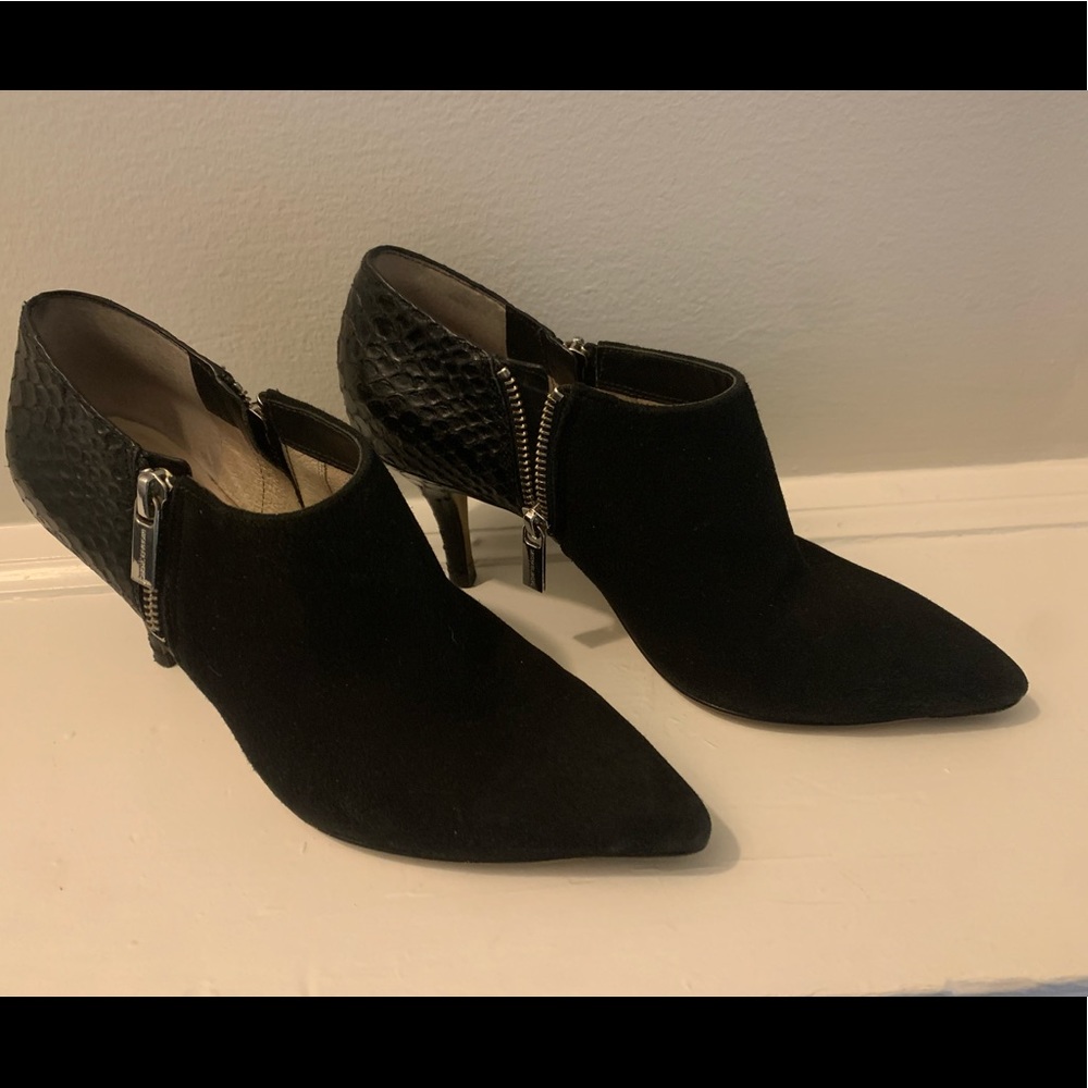 Michael Kors Black Suede Booties size 7